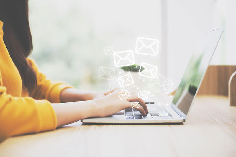 StyleBlueprint | Sponsored Emails